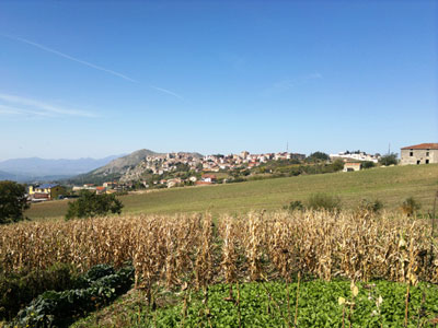il paese dalla montagna